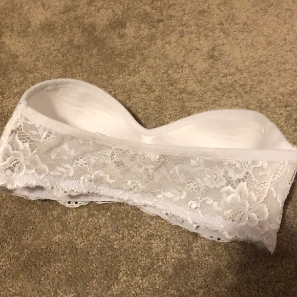 Strapless bra. - Picture 2 of 2